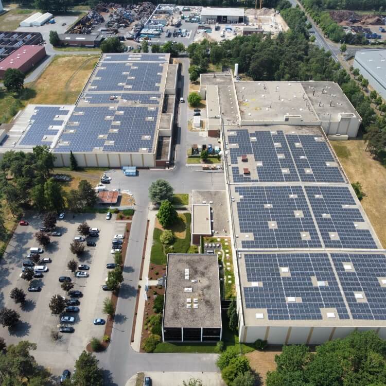 Intelligentes Energiesystem mit Photovoltaik bei der Kettelhack GmbH & Co.KG von Greenflash