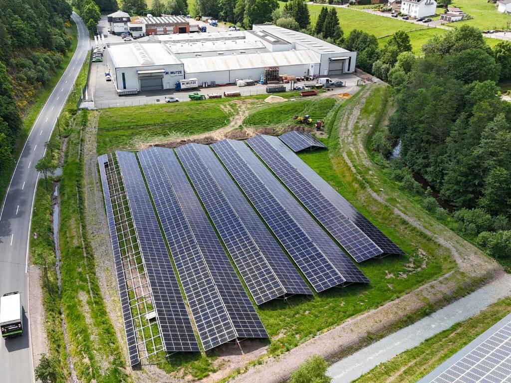 Energieversorgung bei der Metallverarbeitung M. Mütze GmbH Intelligente Energieversorgung bei der Metallverarbeitung M. Mütze GmbH